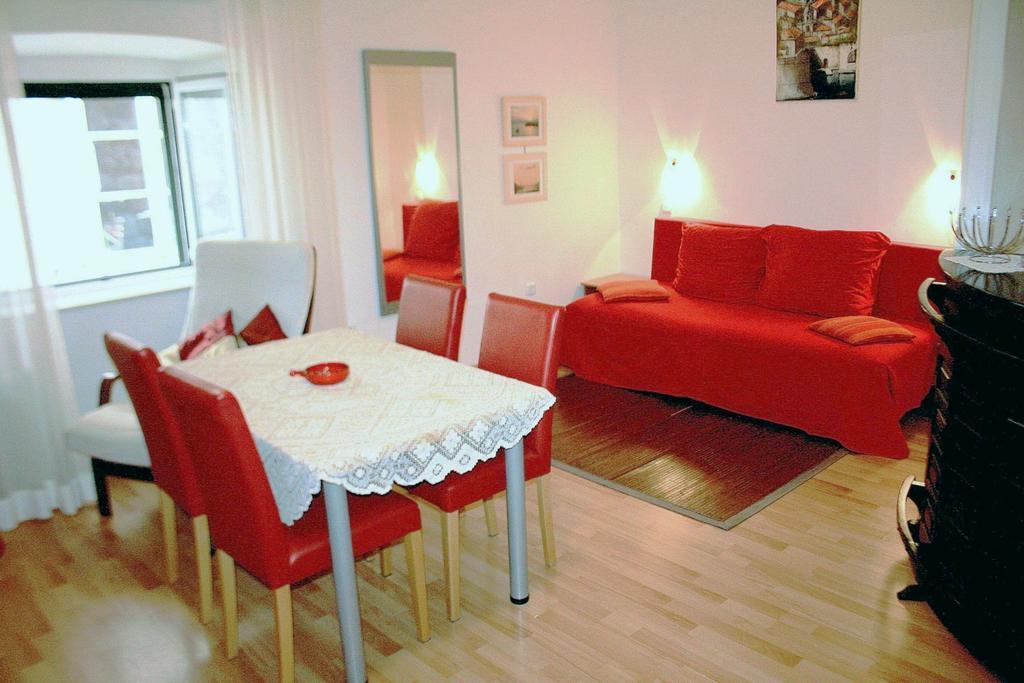 Apartment Historical City Center